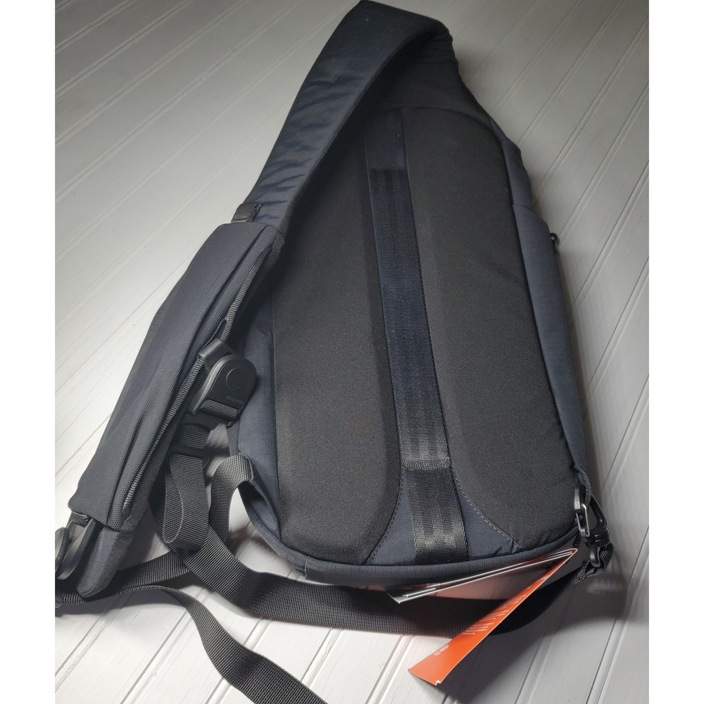NEW Alpaka Metro Crossbody Left Shoulder 10L Sling Bag Black Axoflux 210D - Picture 10 of 12